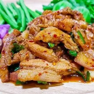 น้ำตกหมู