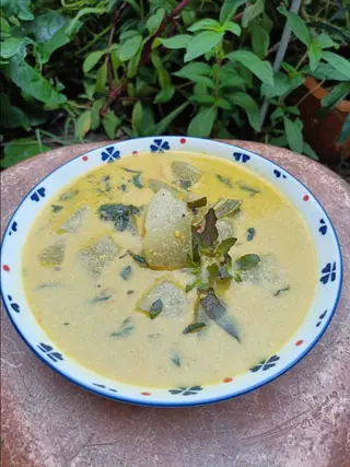 Green curry with pumpkin (choose your meat) (side dish)