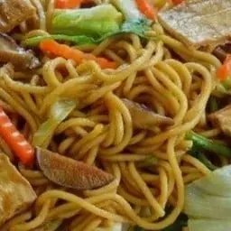 ผัดหมี่ยากิโซบะเจ