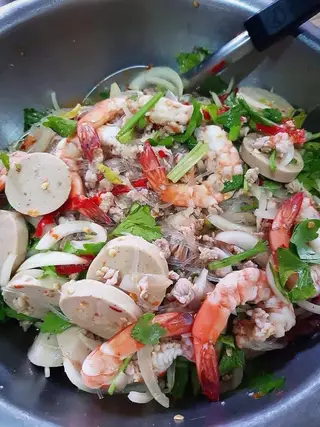 ยำวุ้นเส้น
