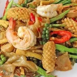 ผัดขี้เมา