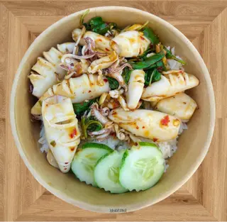 Squid fried rice with basil