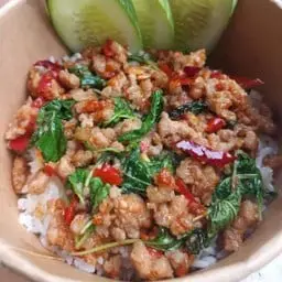 Stir-fried minced pork with basil rice