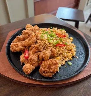 Super crispy chicken instant noodles