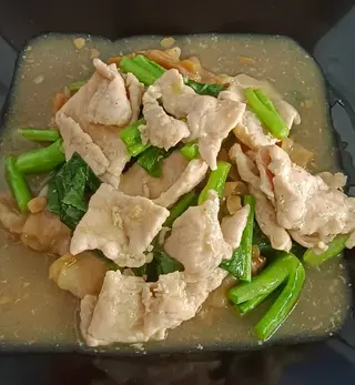 ราดหน้าเส้นหมี่
