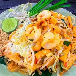 Glass noodle Pad Thai with squid