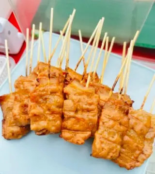 หมูปิ้งโบราณ(ติดมันทุกไม้) ชุด 5 ไม้