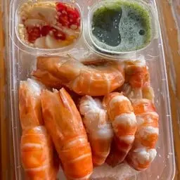 ข้าวหน้ากุ้งแม่น้ำแกะ