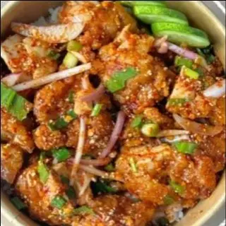 ยำไก่แซ่บ