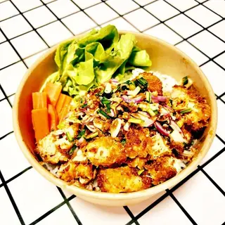 ข้าวยำไก่แซ่บ