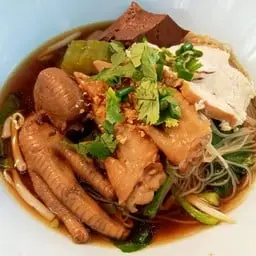 ก๋วยเตี๋ยวไก่รวม