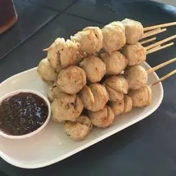 ลูกชิ้นเอ็นหมู