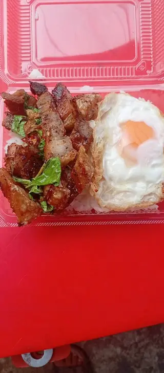 Crispy pork with basil