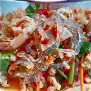 ยำเส้นแก้ว