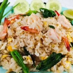 ข้าวผัดเลือกเนื้อสัตว์ได้ตามใจค่ะ