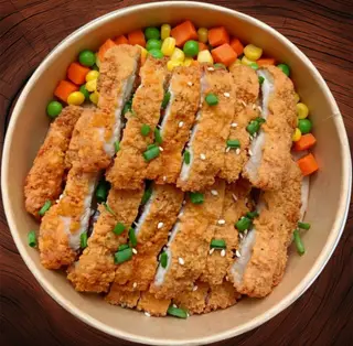 กับข้าว - ไก่ทอด ซอสน้ำปลา / น้ำจิ้มแจ่ว