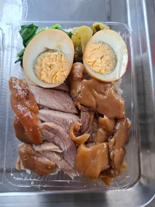 ข้าวขาหมู+คากิ