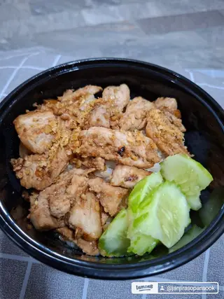 Pork with garlic rice