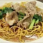 Crispy Noodles with Gravy