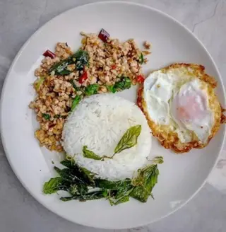 ข้าวกระเพราหมูสับ