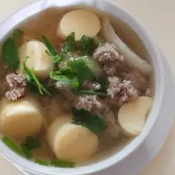 Tofu and minced pork soup