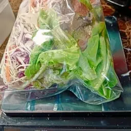 Mixed salad (no dressing/mayonnaise)