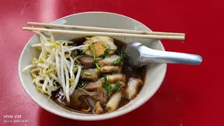 Noodle soup