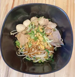 ก๋วยเตี๋ยวหมูเลียงแห้ง