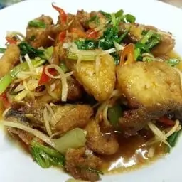 Stir-fried celery (optional)