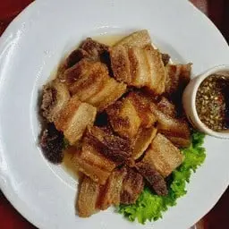 Three-layered pork belly fried with fish sauce