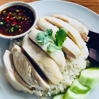 ข้าวมันไก่ต้มพิเศษ