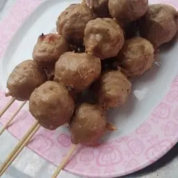 Beef tendon meatballs