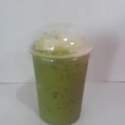 Green tea (in a bucket)