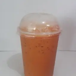 Thai tea (in a bucket)