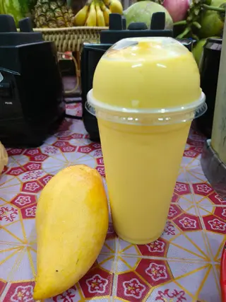Mango with fresh milk
