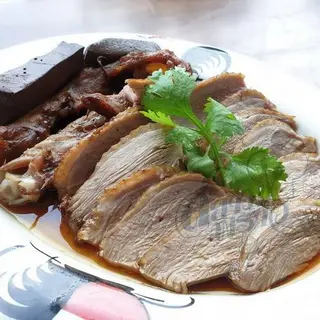เป็ดพะโล้จาน