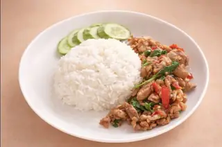 ข้าวกะเพราไก่