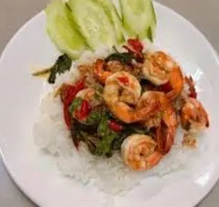 ข้าวกระเพรากุ้ง
