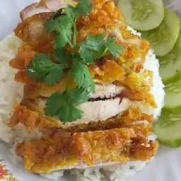 ข้าวมันไก่ทอด พิเศษ