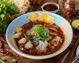 Tom Yum Yen Ta Fo