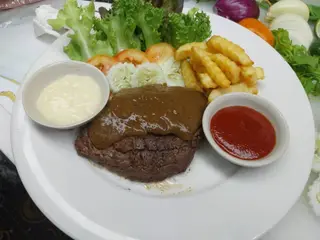 สเต็กเนื้อ