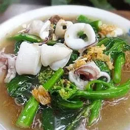 ราดหน้าปลาหมึก