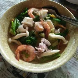 ราดหน้าทะเล