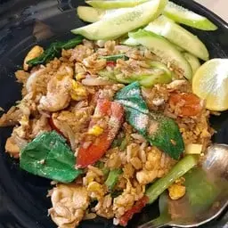ข้าวผัดไก่