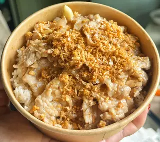 ข้าวผัดกระเทียม