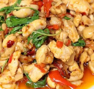 กะเพราไก่ราดข้าว