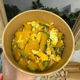ผัดฟักทองกับไข่(กับข้าว)