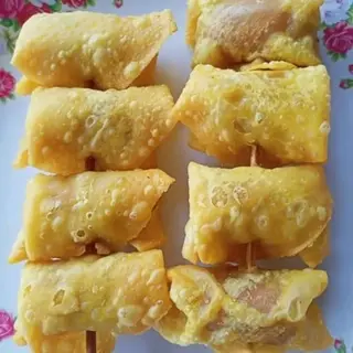 เกี้ยวห่อไข่นกกระทา