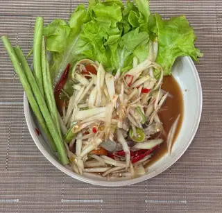 ตำกุ้งสด