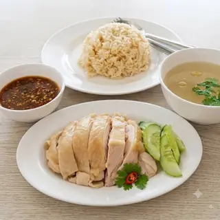 ชุดข้าวมันไก่ไทย-สิงค์โปร์